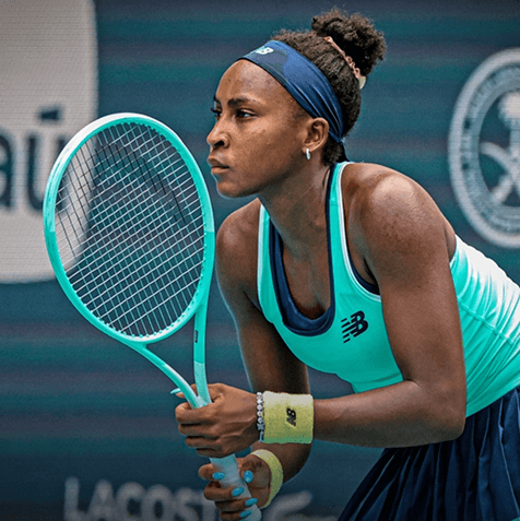 Tennis player preparing to receive a serve